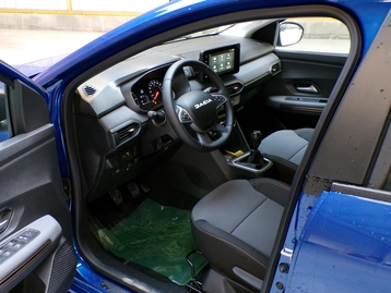 Image véhicule  Dacia SANDERO (8)