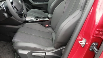 Image véhicule  Peugeot 2008 (11)