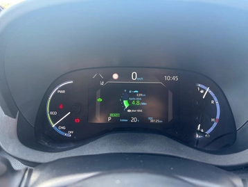 Image véhicule  Toyota YARIS CROSS (26)