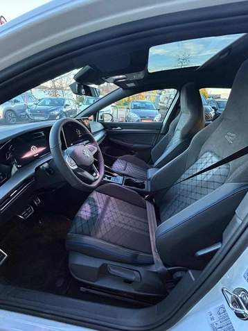 Image véhicule  Volkswagen GOLF (17)