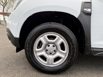 Image véhicule  Dacia DUSTER (14)