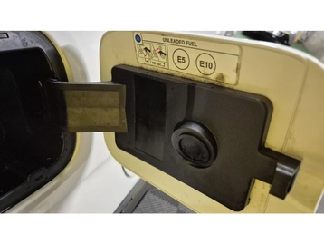 Image véhicule Fiat PANDA (16) Image véhicule Fiat PANDA (16)