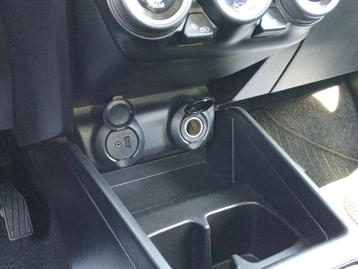 Image véhicule Suzuki SWIFT (14) Image véhicule Suzuki SWIFT (14)