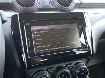 Image véhicule Suzuki SWIFT (28) Image véhicule Suzuki SWIFT (28)