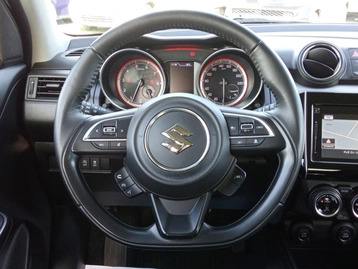 Image véhicule  Suzuki SWIFT (6)