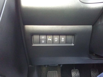 Image véhicule Suzuki SWIFT (17) Image véhicule Suzuki SWIFT (17)