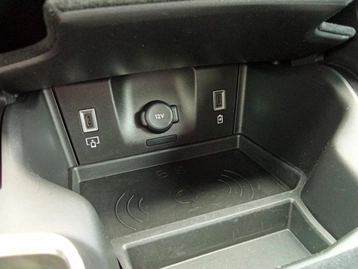 Image véhicule DS DS7 CROSSBACK (13) Image véhicule DS DS7 CROSSBACK (13)