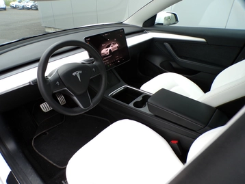 Image véhicule  Tesla MODEL 3 (18)