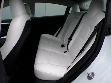 Image véhicule  Tesla MODEL 3 (10)