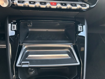Image véhicule  Peugeot 2008 (17)