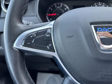 Image véhicule  Dacia DUSTER (9)