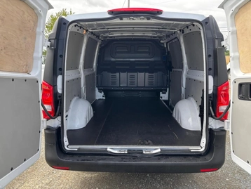 Image véhicule Mercedes VITO (19) Image véhicule Mercedes VITO (19)