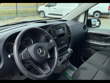 Image véhicule Mercedes VITO (5) Image véhicule Mercedes VITO (5)