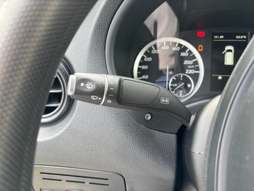 Image véhicule Mercedes VITO (12) Image véhicule Mercedes VITO (12)