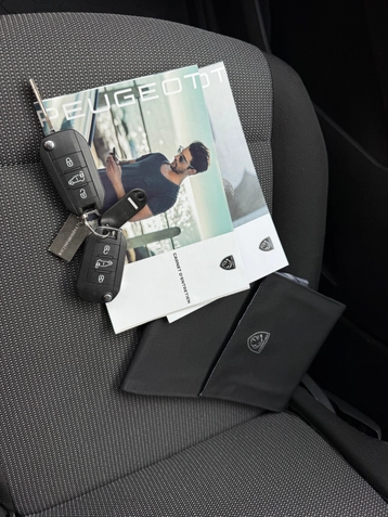 Image véhicule  Peugeot PARTNER (19)