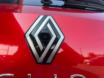 Image véhicule Renault CLIO (19) Image véhicule Renault CLIO (19)