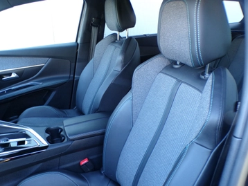Image véhicule  Peugeot 5008 (9)