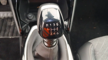Image véhicule  Peugeot 2008 (17)