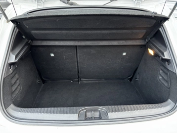 Image véhicule  Renault CLIO (5)