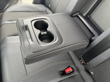 Image véhicule  Peugeot 3008 (28)