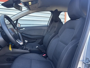 Image véhicule  Renault CLIO (3)