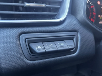 Image véhicule  Renault CLIO (24)