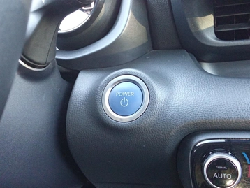 Image véhicule  Toyota YARIS (35)