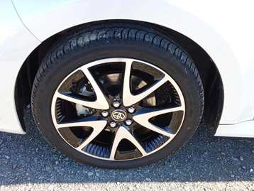 Image véhicule  Toyota YARIS (21)