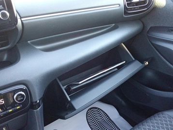 Image véhicule  Toyota YARIS (33)