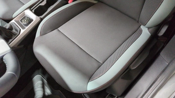 Image véhicule  Dacia BIGSTER (10)