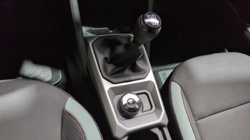 Image véhicule  Dacia BIGSTER (17)