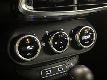Image véhicule  Fiat 500X (19)