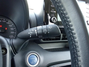 Image véhicule  Toyota YARIS (38)