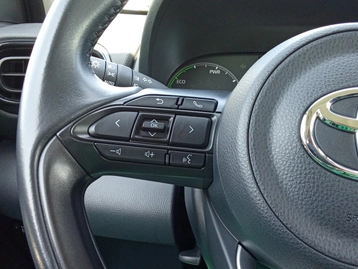 Image véhicule  Toyota YARIS (39)