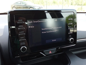 Image véhicule  Toyota YARIS (30)