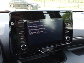 Image véhicule  Toyota YARIS (32)