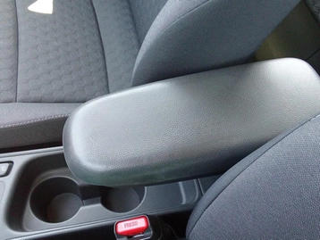 Image véhicule  Toyota YARIS (33)