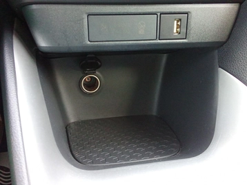 Image véhicule  Toyota YARIS (14)