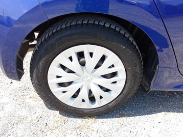 Image véhicule  Toyota YARIS (46)