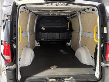 Image véhicule  Mercedes VITO (20)