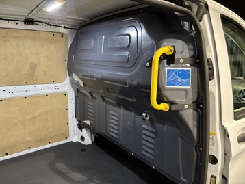 Image véhicule  Mercedes VITO (23)