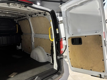 Image véhicule  Mercedes VITO (19)