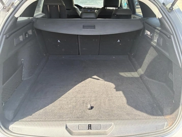 Image véhicule  Peugeot 308 SW (39)