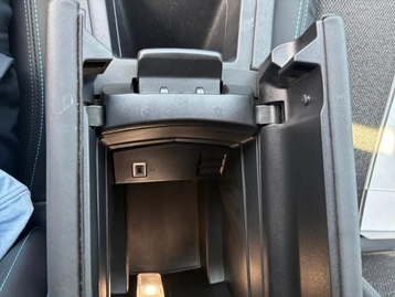 Image véhicule  Peugeot 308 SW (37)