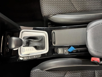 Image véhicule Kia XCEED HYBRIDE RECHARGEABLE (18) Image véhicule Kia XCEED HYBRIDE RECHARGEABLE (18)