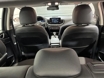 Image véhicule Kia XCEED HYBRIDE RECHARGEABLE (33) Image véhicule Kia XCEED HYBRIDE RECHARGEABLE (33)