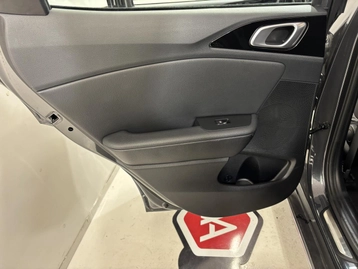 Image véhicule Kia XCEED HYBRIDE RECHARGEABLE (20) Image véhicule Kia XCEED HYBRIDE RECHARGEABLE (20)