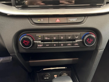 Image véhicule Kia XCEED HYBRIDE RECHARGEABLE (16) Image véhicule Kia XCEED HYBRIDE RECHARGEABLE (16)