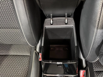 Image véhicule Kia XCEED HYBRIDE RECHARGEABLE (19) Image véhicule Kia XCEED HYBRIDE RECHARGEABLE (19)