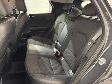 Image véhicule Kia XCEED HYBRIDE RECHARGEABLE (21) Image véhicule Kia XCEED HYBRIDE RECHARGEABLE (21)